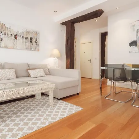 Centro Del Casco Viejo Origenes Y Tradicion *