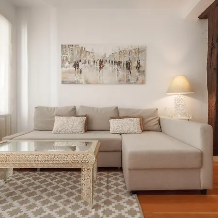 Apartamento Centro Del Casco Viejo órigenes Y Tradición